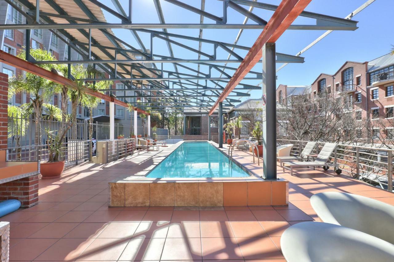 Apartment Victoria Junction Cape Town